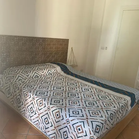 Sara Casa Acitrezza Daire *